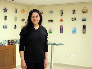 Taş Boyama Sergisi Kartal’da Ziyarete Açıldı