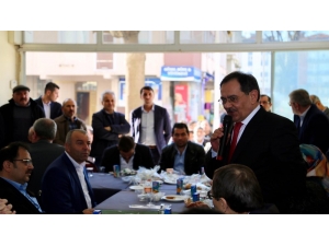 Mustafa Demir: “Atakum’da Raylı Sistem Yeraltına Alınacak”