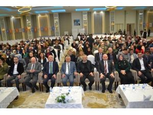 Afyonkarahisar’da Ak Parti’den Eğitim Semineri