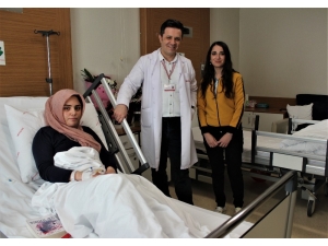 Öksürük Şikayeti İle Gitti, Hayvandan Akciğerine Kist Geçtiğini Öğrendi