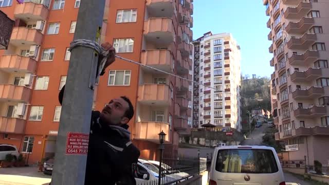 Markete Gitmeye Üşenen Rizeli, Evinin Balkonuna 'teleferik' Kurdu