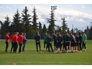 İldiz: "Halen Bir Şey Başarmadık"