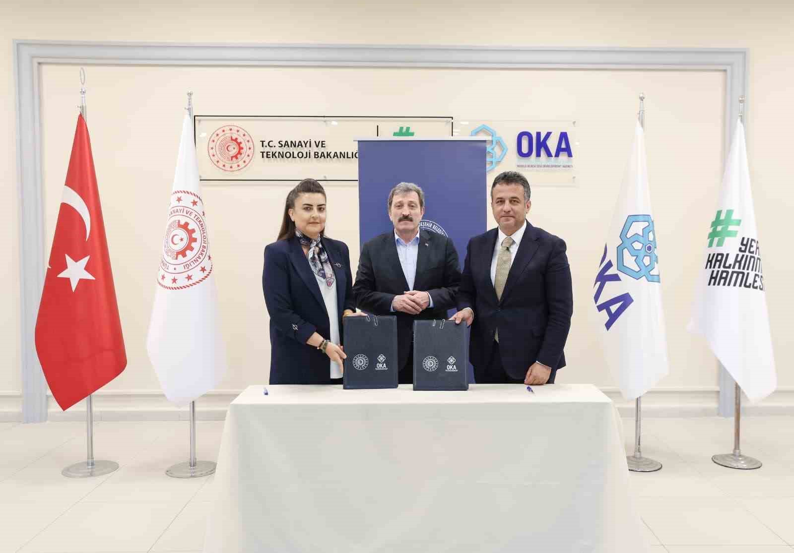 samsun-da-odak-sektorlerin-nitelikli-is-gucu-kapasitesi-guclendiriliyor