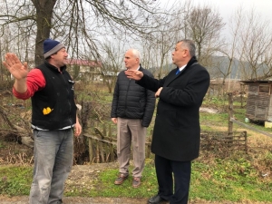 Mhp’li Başkan Adayı Bıyık Sorunları Yerinde Tespit Ediyor