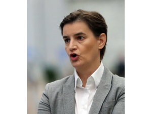 Sırbistan Başbakanı Demokratik Özgürlüklerle İlgili Raporu Reddetti