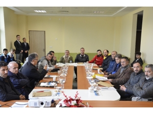 Futbol Gençler Yarı Final Müsabakaları Teknik Toplantısı Yapıldı