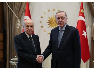 Cumhurbaşkanı Recep Tayyip Erdoğan’ın Mhp Lideri Devlet Bahçeli’yi Kabulü Sona Erdi. Görüşme Yaklaşık 50 Dakika Sürdü.