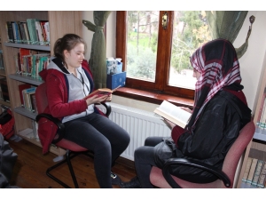 Bandırma Halk Kütüphanesi’nde Okuma Etkinliği