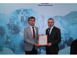 Ak Parti Kırkağaç İlçe Başkanı Güngör Oldu