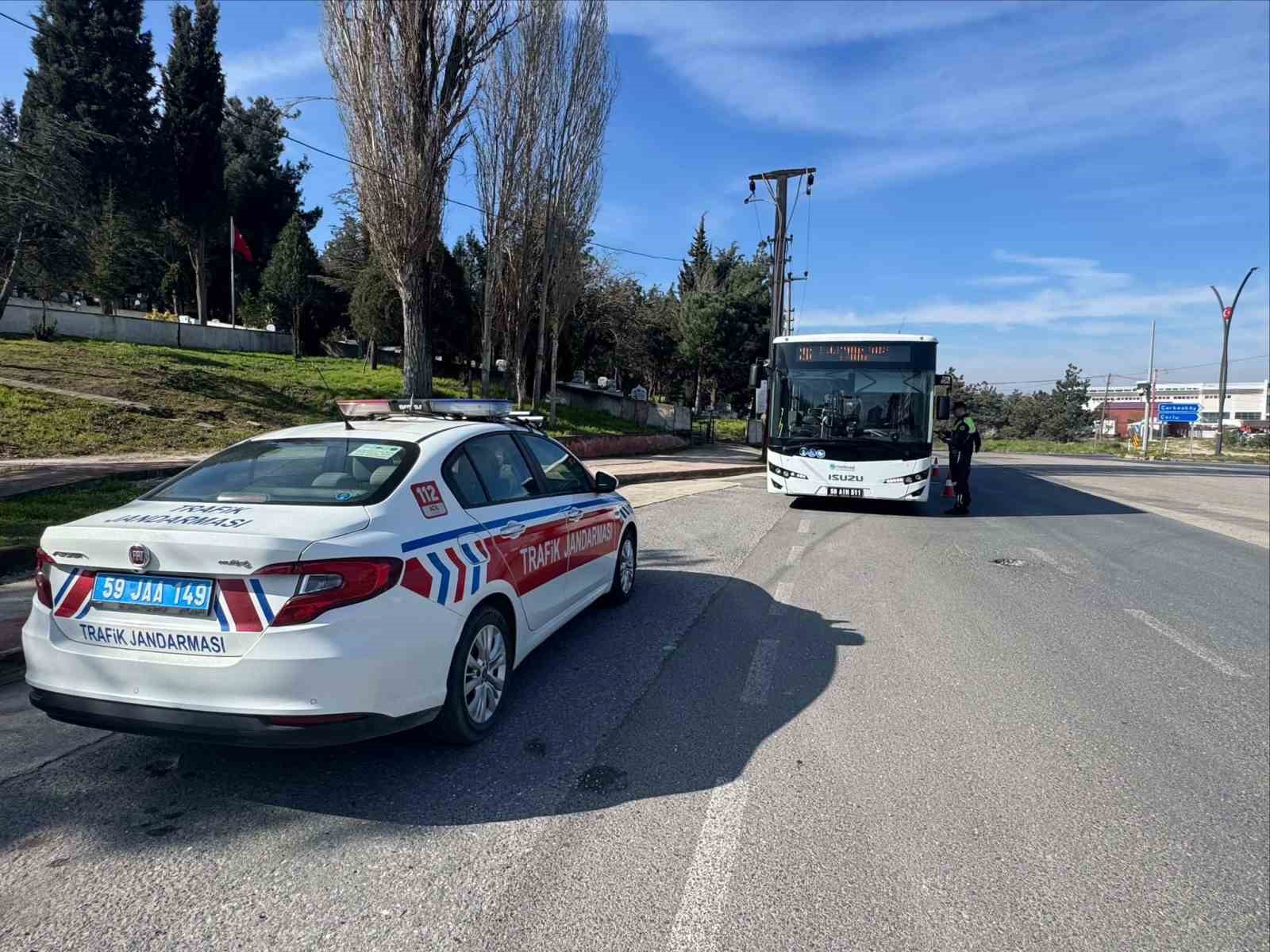 araci-cekilenler-dikkat-tekirdag-da-ucretler-belli-oldu-otopark-60-tl-den-cekici-650-tl-den-basliyor