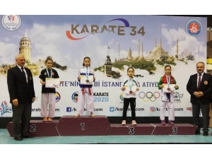 Salihlili Karateciler Turnuvaya Damga Vurdu