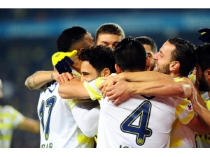 Fenerbahçe’yi Zorlu Maçlar Bekliyor