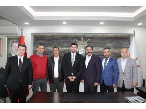 Eski Gençlik Kolları Başkanlarından Çizmelioğlu’na Ziyaret