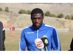 E.yeni Malatyaspor’un Yeni Golcüsü Aboubakar İddialı Konuştu