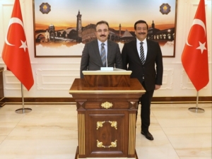 İçişleri Bakan Yardımcısı Çataklı’dan Başkan Atilla’ya Ziyaret