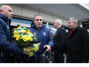 Fenerbahçe’ye Kayseri’de Coşkulu Karşılama