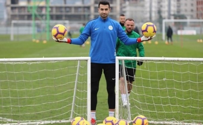 Galatasaray'ın 1 Numaralı Hedefi Gökhan Akkan