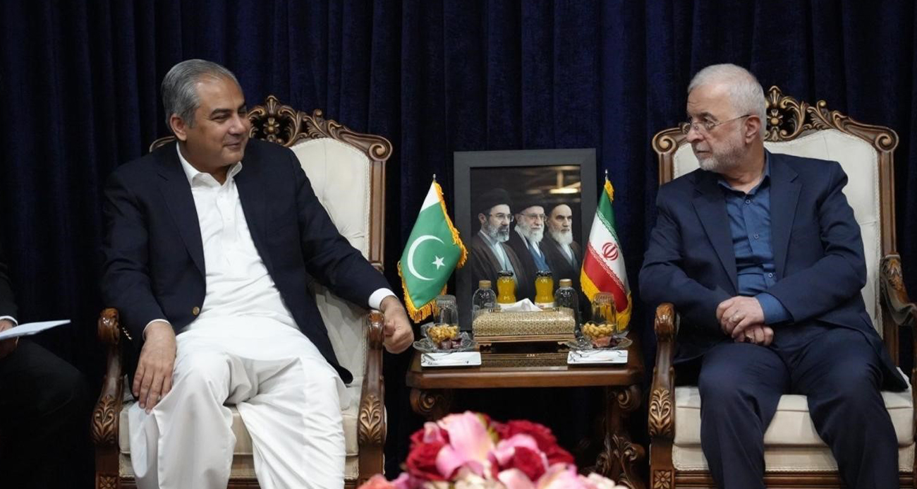 pakistan-icisleri-bakani-naqvi-abd-iran-catismalarinin-baslamasindan-bu-yana-dorduncu-kez-tahran-da