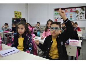 Hayali Gerçek Oldu, Akranlarıyla Derse Girip, Oyunlar Oynadı