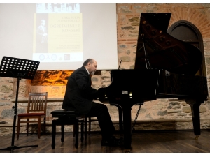 Keman Virtüözlerinden Müzik Ziyafeti