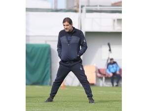 Ünal Karaman, 3 Büyüklere Yenilmiyor