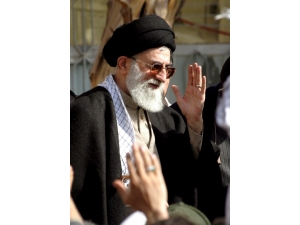 İran Devrim Lideri Hamaney: ”Avrupa’ya Güvenmeyin”