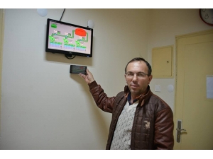 Gediz’de Su Kuyularında ’Debimetre’ Sistemine Geçildi