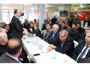 Çiftçi Birecik Parti Teşkilatını Ziyaret Etti