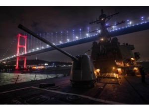 Abd Donanması, İstanbul Boğazı’nı Kapak Fotoğrafı Yaptı
