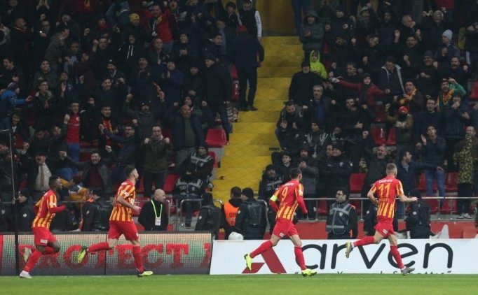 Kayseri'de "fenerbahçe Kümeye" Sesleri!