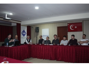 Uyar: “Hayat Ölçülerimiz Değersizleştiriliyor”