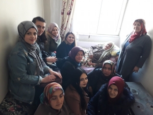 91 Yaşındaki Fadime Atak: Karne İle Ekmek Aldığımız Günleri Unutmadık