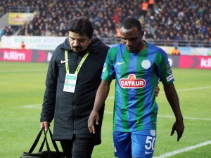 Spor Toto Süper Lig: Çaykur Rizespor: 1 - Antalyaspor: 0 (İlk Yarı)