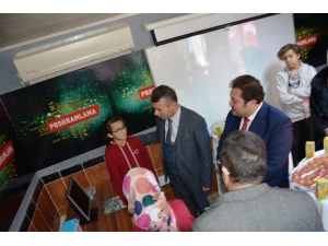 Edremit’te Robotik Ve Kodlama Atölyesi Düzenlenen Törenle Öğrencilerin Hizmetine Açıldı