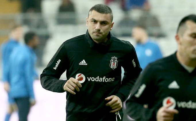 Beşiktaş Taraftarlarından Burak Yılmaz'a Destek!