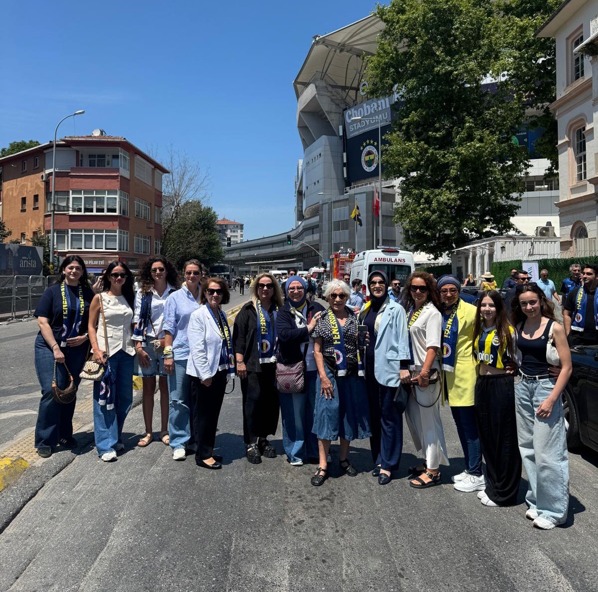beyoglu-fenerbahceliler-dernegi-nden-olaganustu-genel-kurula-yogun-katilim