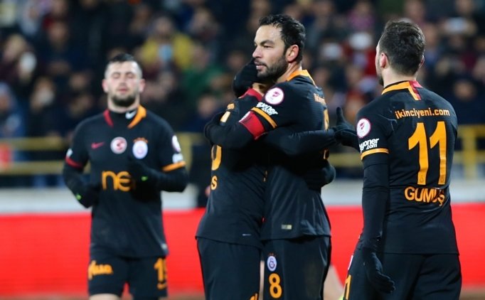 Yeniden Şahlandı: "diriliş: Selçuk İnan"