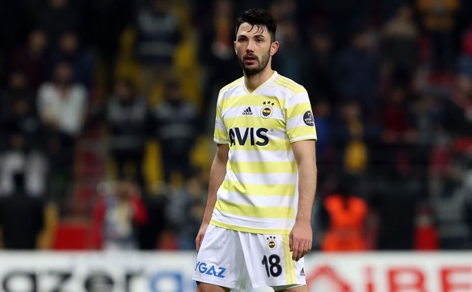 Tolgay Arslan Geri Vitese Taktı