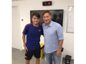 Cengiz Ünder: “Totti İle Oynamak İsterdim”