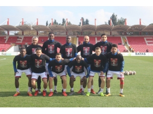 Elazığspor, Kalp Krizi Sonucu Ölen Küçük Taraftarını Unutmadı