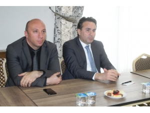 Sanat 10’la Yükselecek Projesi Ayvalıklı Öğrencileri Zirveye Çıkarak