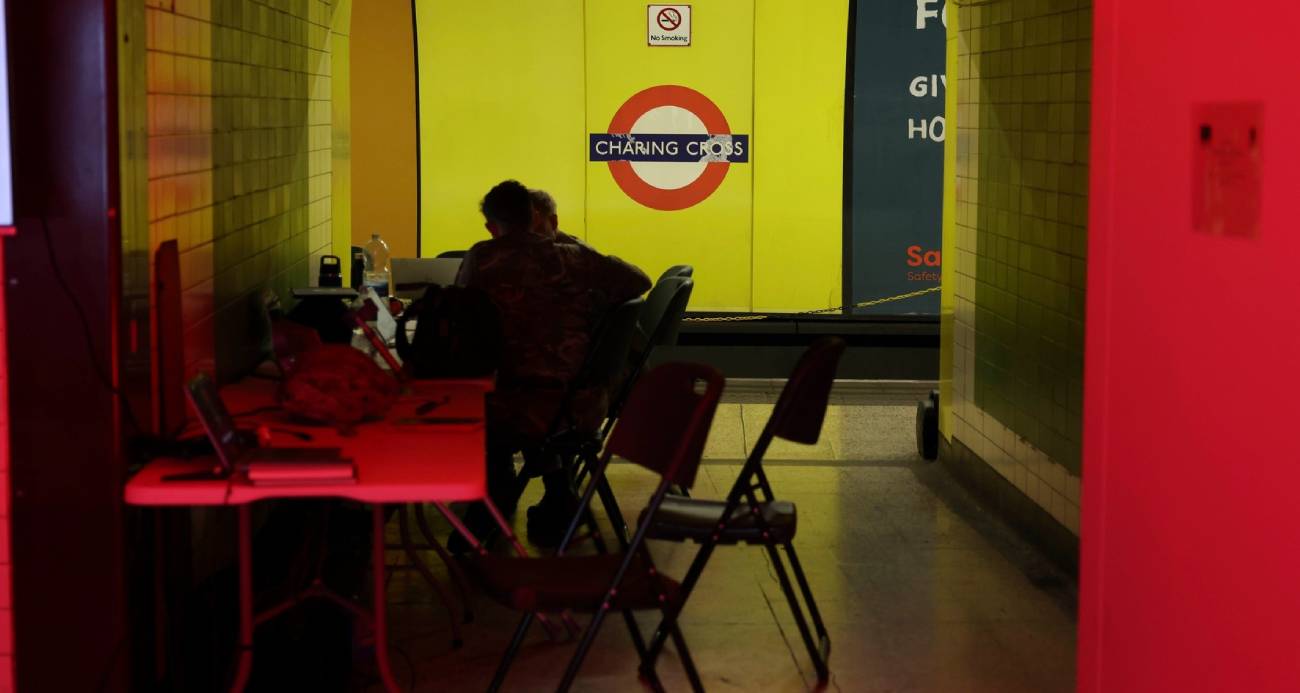 londra-da-yer-altinda-nato-tatbikati-metro-istasyonu-askeri-karargaha-donusturuldu