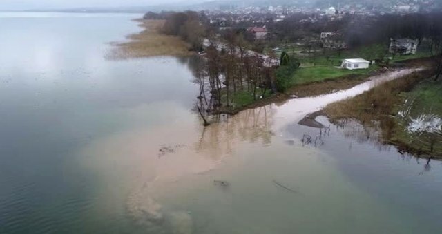 Kocaeli'de Çöp Suları İçme Suyuna Karıştı