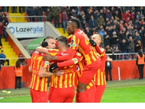 İstikbal Mobilya Kayserispor’da İzin Bitiyor