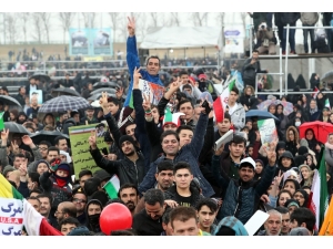 İran, Devrimin 40. Yıl Dönümünü Kutladı