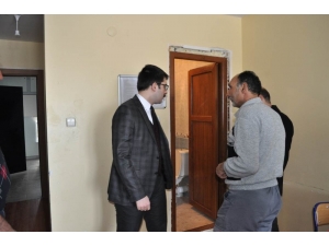 Demirözü Kaymakamı Coşkun Çok Programlı Lisesi Pansiyonunda İncelemelerde Bulundu