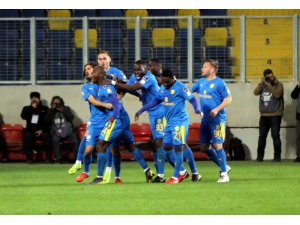 Spor Toto Süper Lig: Mke Ankaragücü: 1 - Kasımpaşa: 0 (İlk Yarı)