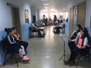 Okul Koridorunda Sanat Atölyesi