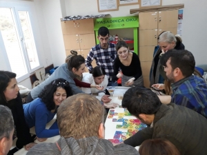 Burhaniye’de Öğretmenler İçin Zeka Oyunları Eğiticiliği Kursu Açıldı
