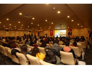 Başkan Aktaş’tan Gençlere Altın Öğütler